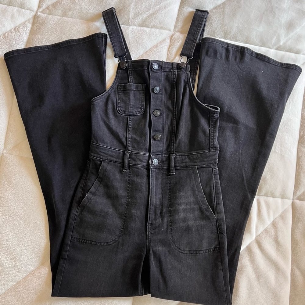 AE American Eagle Women's Black Denim Flare Overalls Size 2